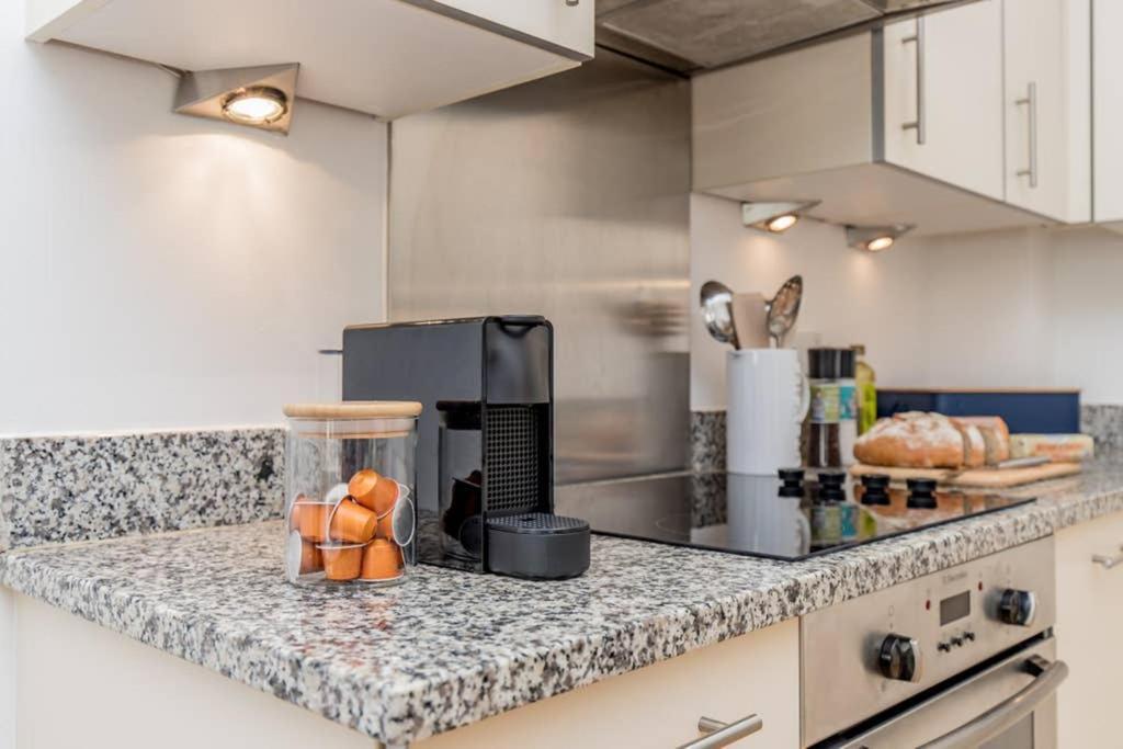 Oxfordshire Living - The Churchill Apartment - Woodstock Exteriör bild