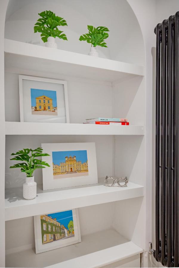 Oxfordshire Living - The Churchill Apartment - Woodstock Exteriör bild