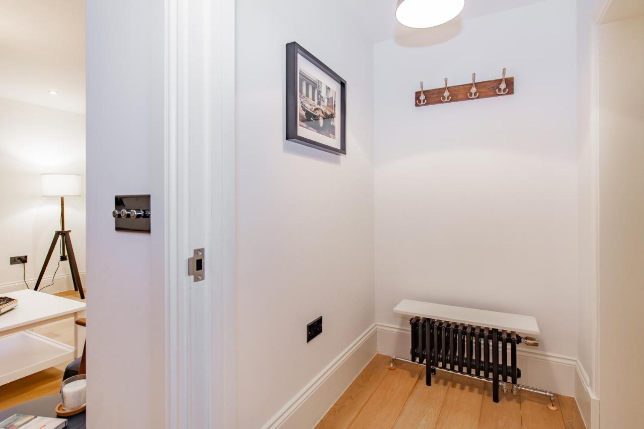 Oxfordshire Living - The Churchill Apartment - Woodstock Exteriör bild